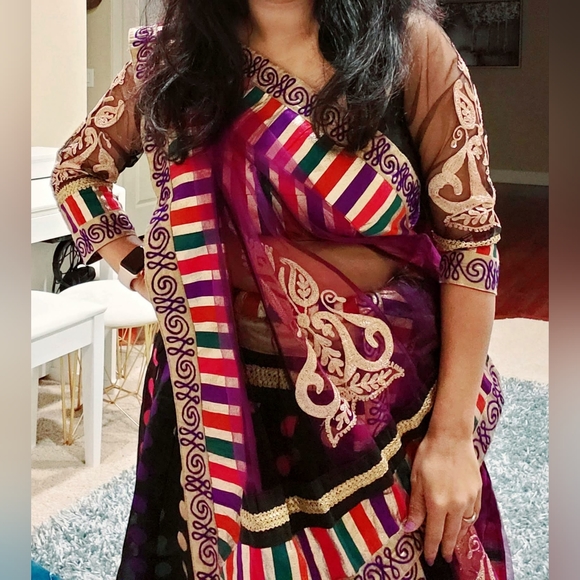 Indian lehenga set - Picture 10 of 10